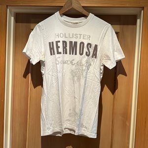 Hollister Men’s Medium White T-Shirt